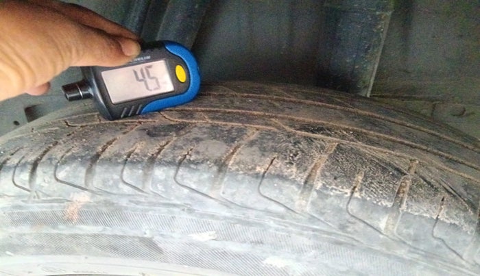 2017 Honda WR-V 1.2L I-VTEC VX MT, Petrol, Manual, 2,60,111 km, tyre