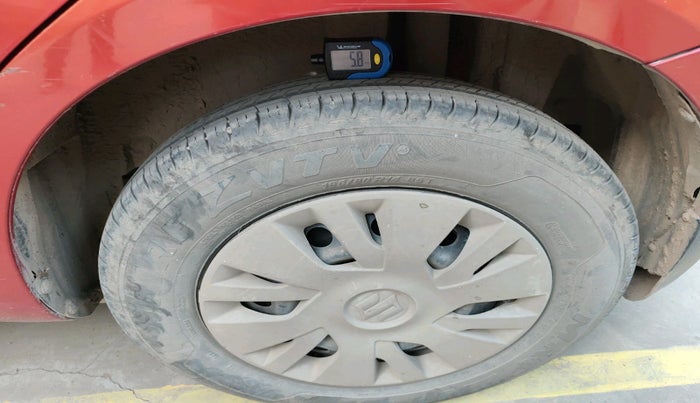 2012 Maruti Swift VDI, Diesel, Manual, 1,18,684 km, tyre