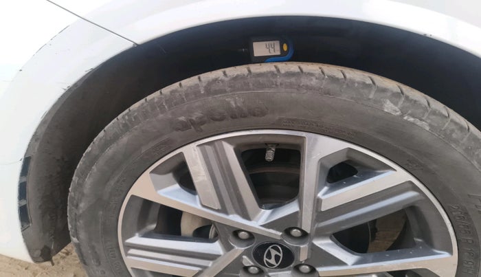 2024 Hyundai Verna SX 1.5 l MPI, Petrol, Manual, 53,208 km, tyre