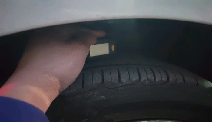 2015 Hyundai Elite i20 ASTA 1.2, Petrol, Manual, 83,412 km, tyre