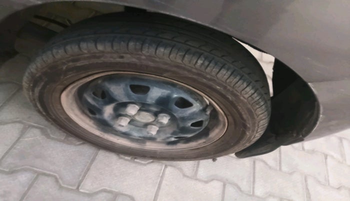 2012 Hyundai Santro Xing GL PLUS, Petrol, Manual, 1,36,090 km, tyre