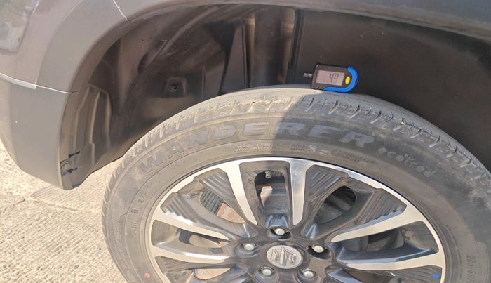 2020 Maruti Vitara Brezza LXI, Petrol, Manual, 34,641 km, tyre