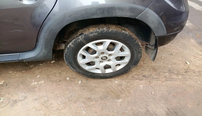 2019 Renault Duster 85 PS RXS MT DIESEL, Diesel, Manual, 83,831 km, tyre