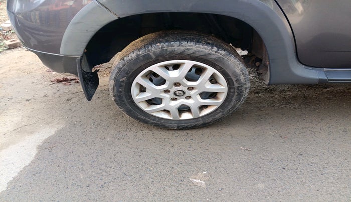 2019 Renault Duster 85 PS RXS MT DIESEL, Diesel, Manual, 83,831 km, tyre