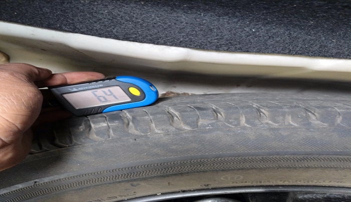 2021 Tata ALTROZ XZ PETROL, Petrol, Manual, 62,355 km, tyre