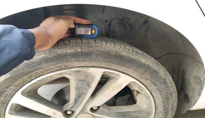 2021 Tata ALTROZ XZ PETROL, Petrol, Manual, 62,355 km, tyre