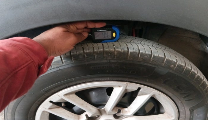 2023 Renault TRIBER RXT, Petrol, Manual, 7,840 km, tyre