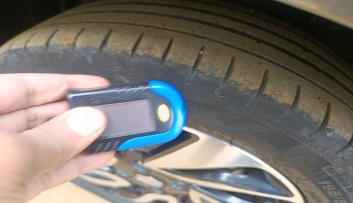 2021 Maruti Baleno ZETA PETROL 1.2, Petrol, Manual, 44,554 km, tyre