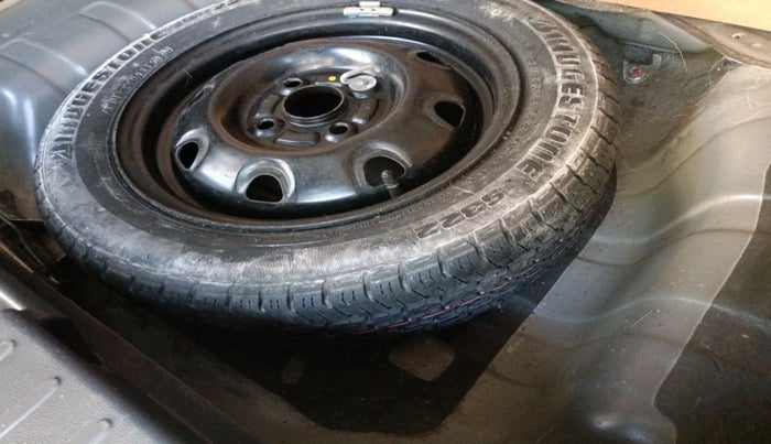 2016 Maruti Alto K10 VXI AMT, Petrol, Automatic, 18,204 km, tyre