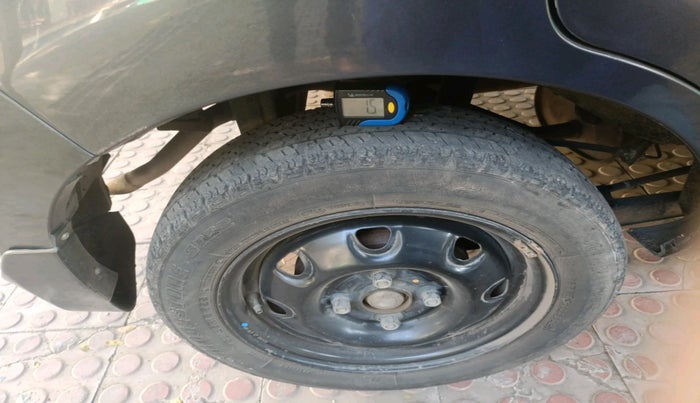 2016 Maruti Alto K10 VXI AMT, Petrol, Automatic, 18,204 km, tyre