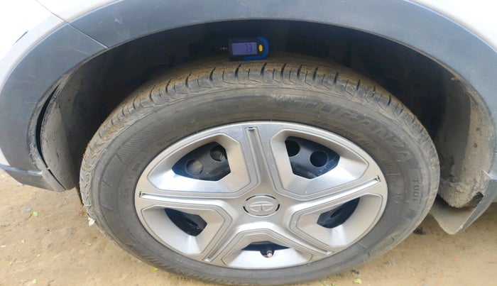 2023 Tata NEXON XM PETROL, Petrol, Manual, 9,031 km, tyre