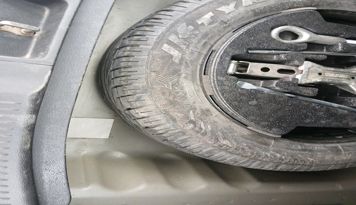 2016 Maruti S Cross ZETA 1.3, Diesel, Manual, 1,12,553 km, tyre