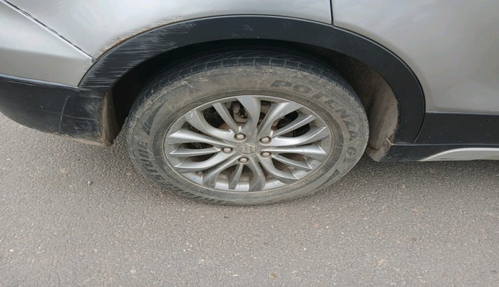 2016 Maruti S Cross ZETA 1.3, Diesel, Manual, 1,12,553 km, tyre