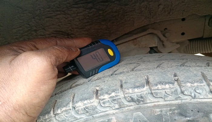 2012 Hyundai Santro Xing GL PLUS, Petrol, Manual, 1,10,140 km, tyre