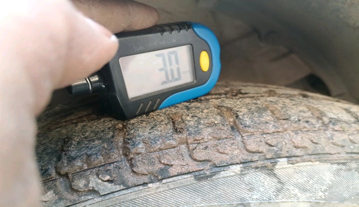 2012 Hyundai Santro Xing GL PLUS, Petrol, Manual, 1,10,140 km, tyre