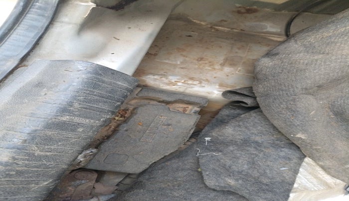 2013 Honda Amaze 1.2L I-VTEC S, Petrol, Manual, 91,582 km, tyre