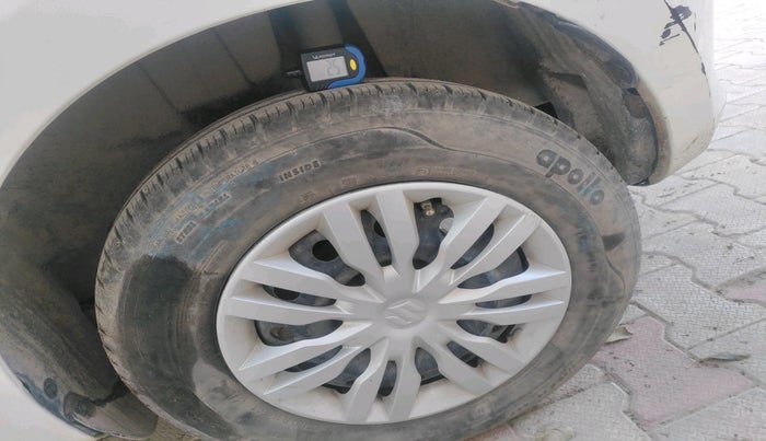 2019 Maruti Swift VXI AMT, Petrol, Automatic, 35,500 km, tyre