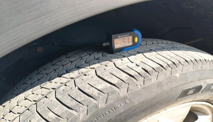 2012 Mahindra XUV500 W8, Diesel, Manual, 1,31,386 km, tyre