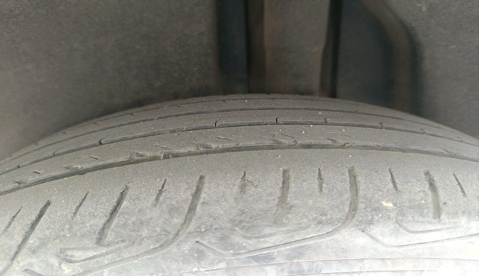 2021 Skoda KUSHAQ STYLE 1.5L TSI DSG, Petrol, Automatic, 60,636 km, tyre