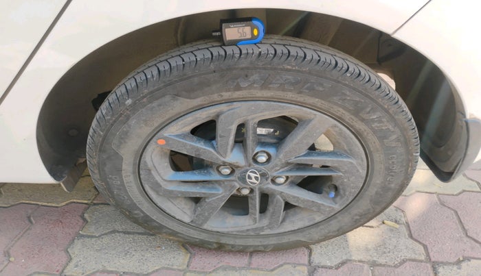 2021 Hyundai GRAND I10 NIOS SPORTZ 1.2 KAPPA VTVT CNG, Petrol, Manual, 73,352 km, tyre