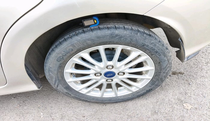 2021 Ford Figo Aspire TITANIUM 1.2 PETROL, Petrol, Manual, 19,154 km, tyre