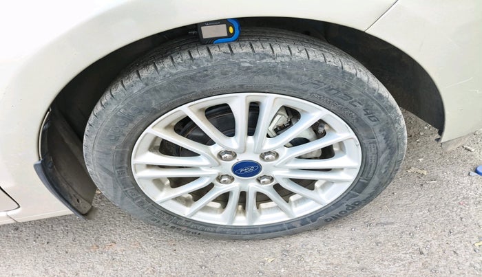 2021 Ford Figo Aspire TITANIUM 1.2 PETROL, Petrol, Manual, 19,154 km, tyre