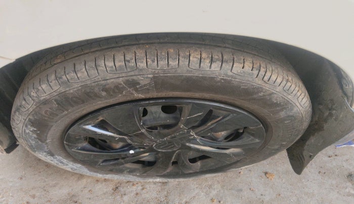 2017 Maruti Celerio ZXI, Petrol, Manual, 85,750 km, tyre