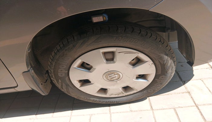 2013 Maruti Wagon R 1.0 LXI CNG, Petrol, Manual, 95,638 km, tyre