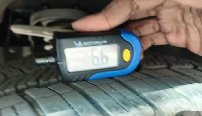 2023 Mahindra SCORPIO-N Z8 PETROL AT 7 STR, Petrol, Automatic, 95,263 km, tyre