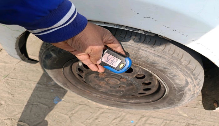 2015 Chevrolet Enjoy 1.3 LS 8 STR, Diesel, Manual, 1,86,634 km, tyre