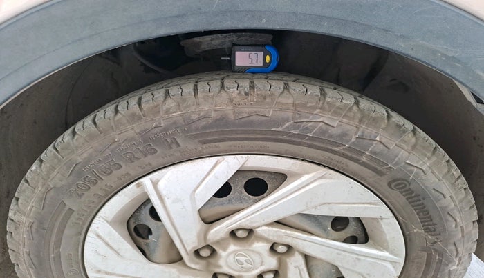 2016 Hyundai Creta S 1.6 PETROL, Petrol, Manual, 98,490 km, tyre