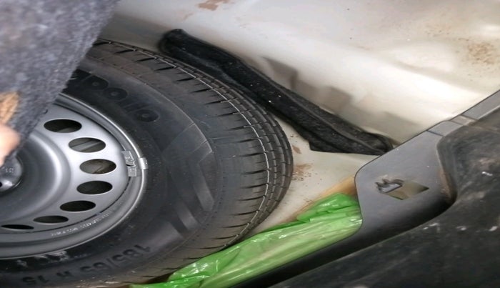 2023 Maruti Baleno SIGMA PETROL 1.2, Petrol, Manual, 39,312 km, tyre