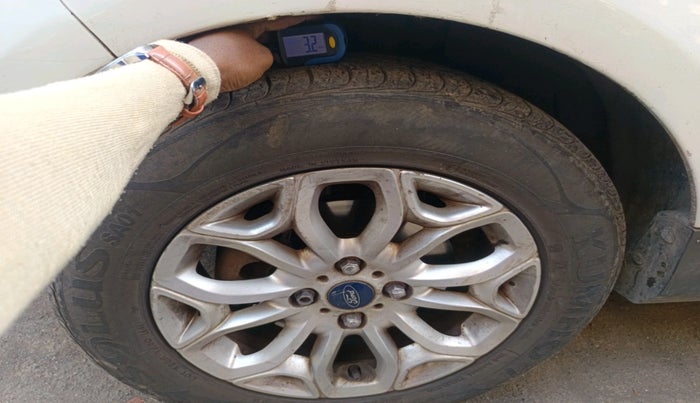 2015 Ford Ecosport TITANIUM 1.5L PETROL AT, Petrol, Automatic, 62,940 km, tyre