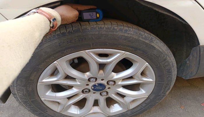 2015 Ford Ecosport TITANIUM 1.5L PETROL AT, Petrol, Automatic, 62,940 km, tyre