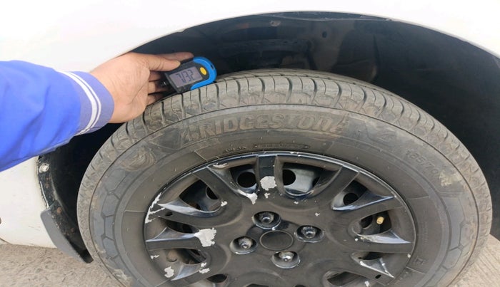 2017 Hyundai Elite i20 SPORTZ 1.2, Petrol, Manual, 72,274 km, tyre