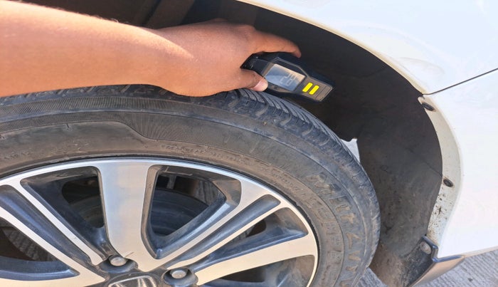 2022 Honda Amaze 1.2L I-VTEC VX CVT, Petrol, Automatic, 24,676 km, tyre