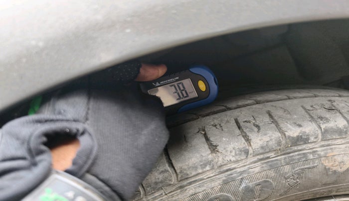 2013 Chevrolet Beat LS DIESEL, Diesel, Manual, 69,876 km, tyre