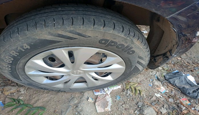 2018 Maruti Swift VXI, Petrol, Manual, 1,19,820 km, tyre