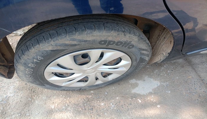 2018 Maruti Swift VXI, Petrol, Manual, 1,19,820 km, tyre