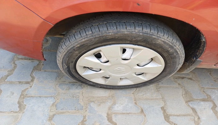 2013 Maruti Alto K10 LXI, Petrol, Manual, 42,338 km, tyre