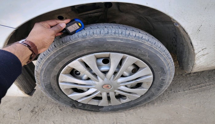 2014 Maruti Wagon R 1.0 LXI, Petrol, Manual, 55,398 km, tyre