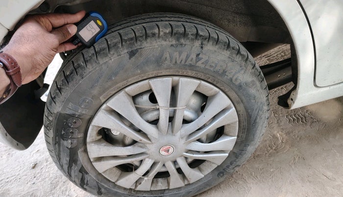 2014 Maruti Wagon R 1.0 LXI, Petrol, Manual, 55,398 km, tyre