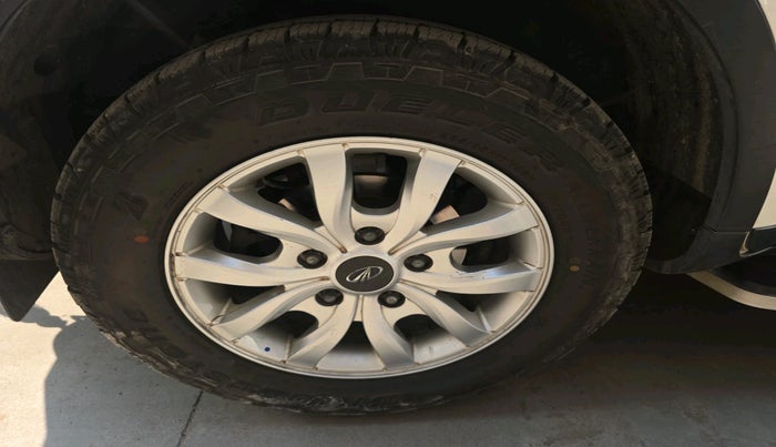 2019 Mahindra XUV500 W9, Diesel, Manual, 47,127 km, tyre