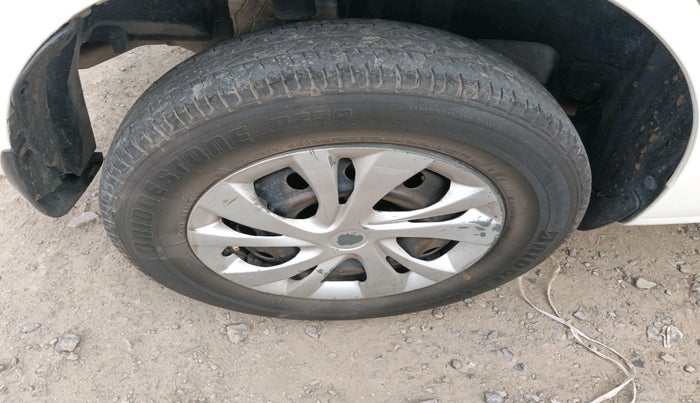 2018 Maruti Swift VDI AMT, Diesel, Automatic, 77,520 km, tyre