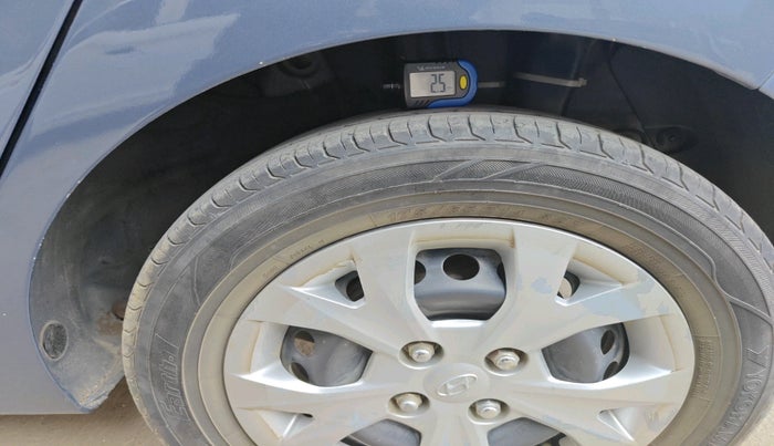 2014 Hyundai Grand i10 MAGNA 1.2 KAPPA VTVT, Petrol, Manual, 1,19,056 km, tyre