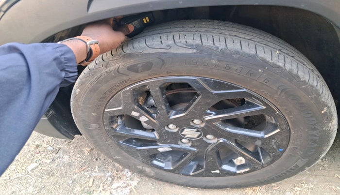 2023 Maruti FRONX DELTA PLUS 1.2MT, Petrol, Manual, 28,458 km, tyre