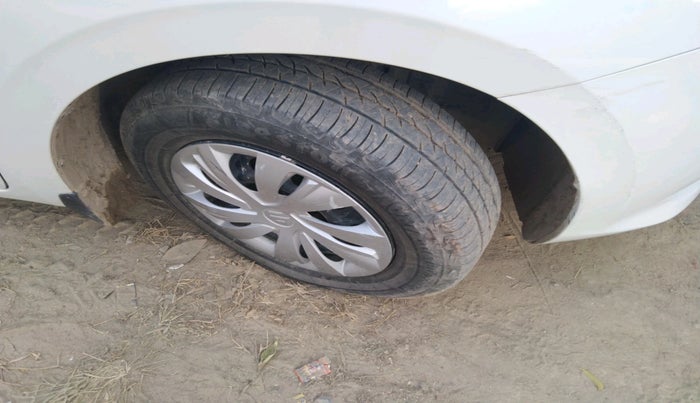 2024 Maruti Swift VXi, Petrol, Manual, 13,163 km, tyre