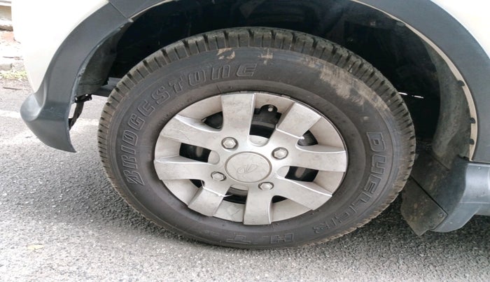 2013 Mahindra Xylo E4, Diesel, Manual, 1,48,398 km, tyre