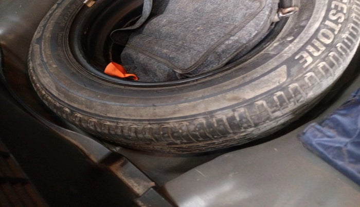 2022 Hyundai NEW I20 ASTA (O) 1.2 MT, Petrol, Manual, 33,463 km, tyre