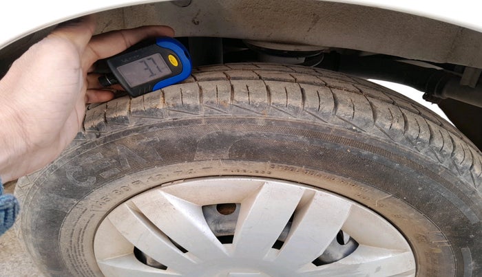 2021 Maruti Alto LXI, Petrol, Manual, 22,783 km, tyre